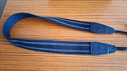 Cam camera neck shoulder - ,